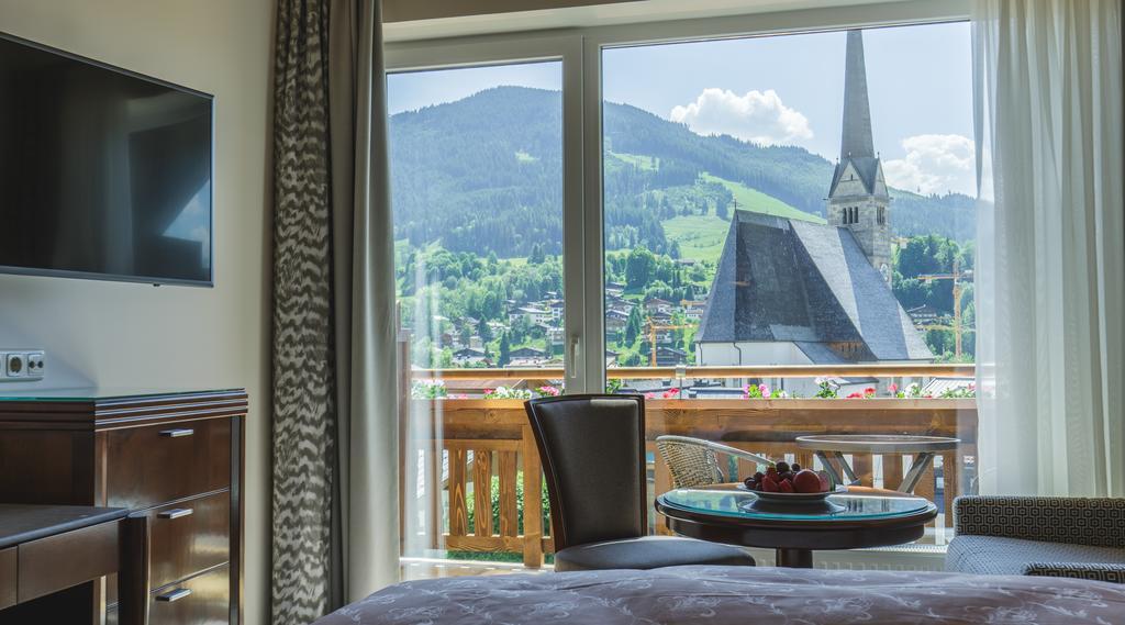 Hotel Niederreiter Maria Alm am Steinernen Meer Exterior foto
